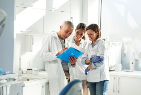 collaboration praticiens médicaux
